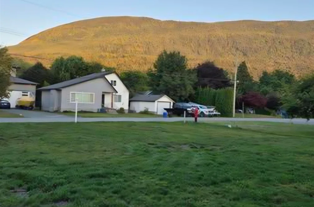 Property for sale at 4469 Community Street Chilliwack British Columbia - MLS: R3109790