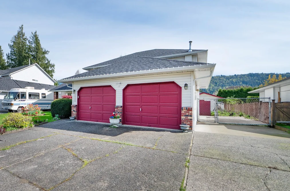 44722 CUMBERLAND AVENUE, Chilliwack BC V2R 3B6, Chilliwack BC — Residential for Sale - Photo 3