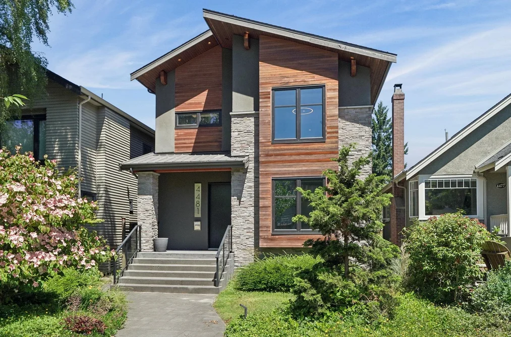 House for sale at 4481 W 15th Avenue Vancouver British Columbia - MLS: R3137854