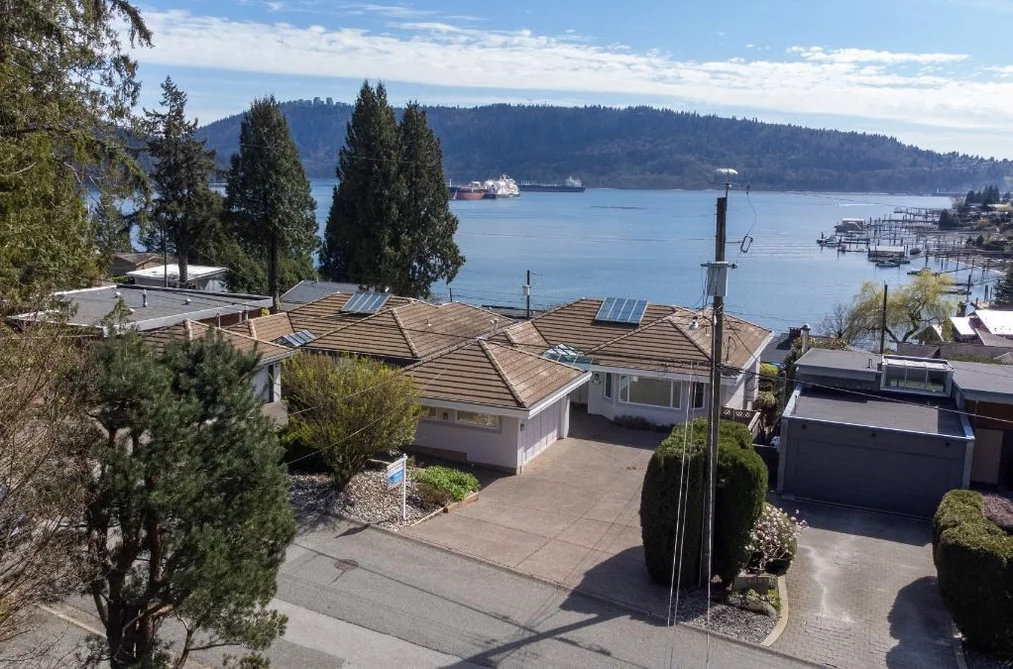 4493 EPPS AVENUE, North Vancouver BC V7G 1G2, North Vancouver BC — Residential for Sale - Photo 4