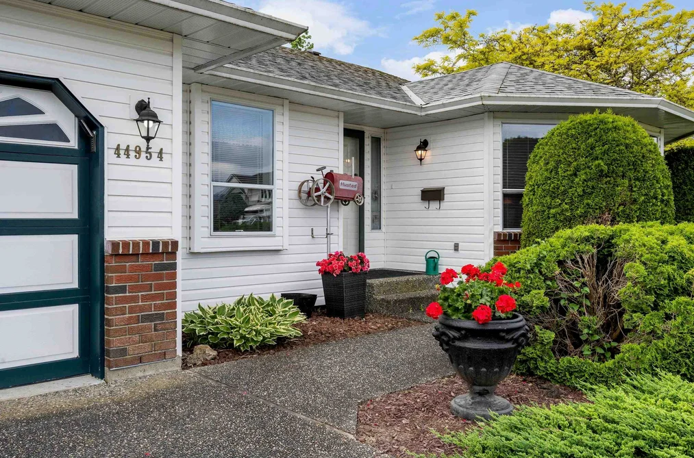 44954 BEDFORD PLACE, Chilliwack BC V2R 3C2, Chilliwack BC — Residential for Sale - Photo 4