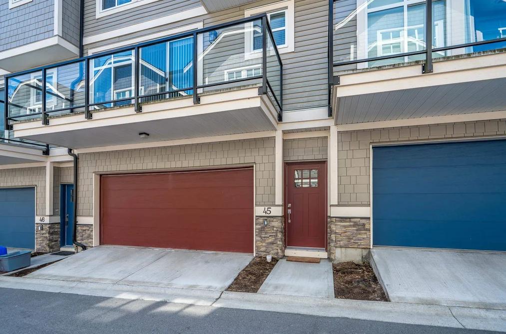 45 10488 124 STREET, Surrey BC V3V 0E9, Surrey BC — Residential for Sale - Photo 2