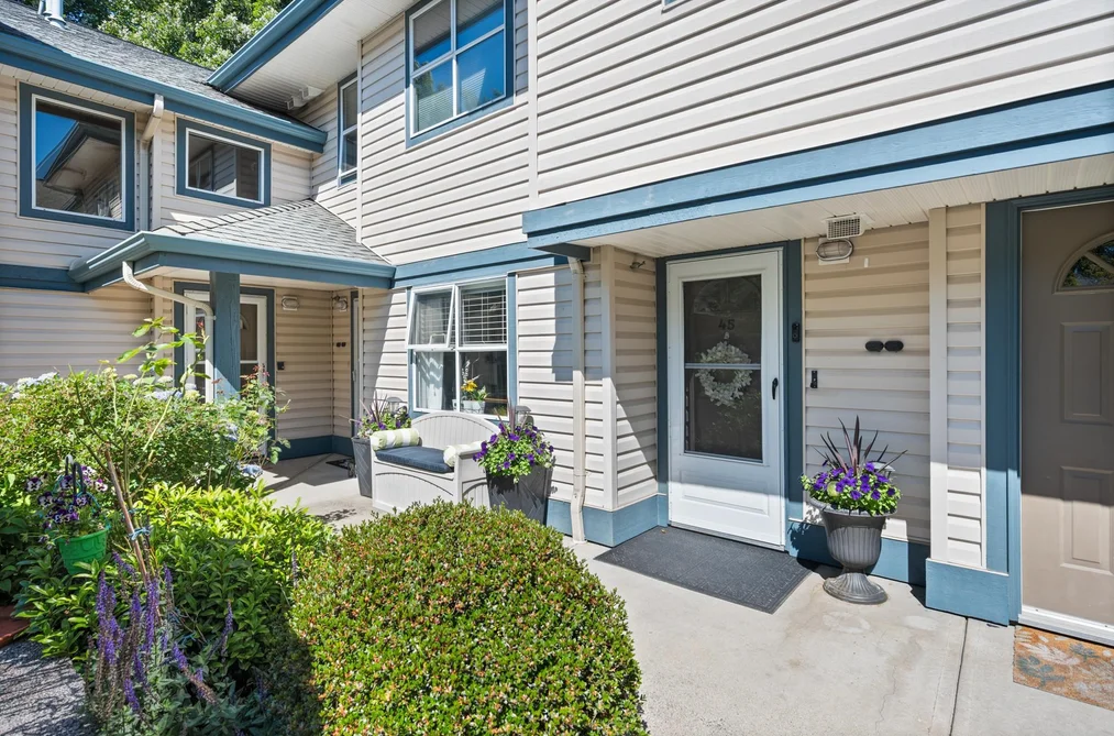 45 5670 208 STREET, Langley BC V3A 8G4, Langley BC — Residential for Sale — Photo 3 of 40