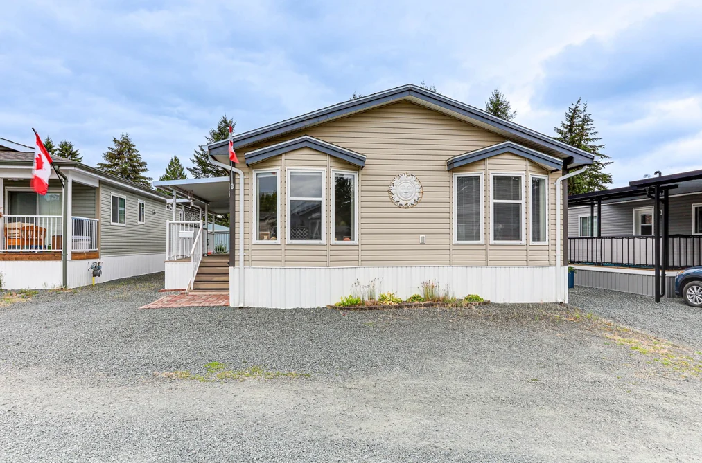 Manufactured Home for sale at 45 6035 Vedder Road Chilliwack British Columbia - MLS: R3107379