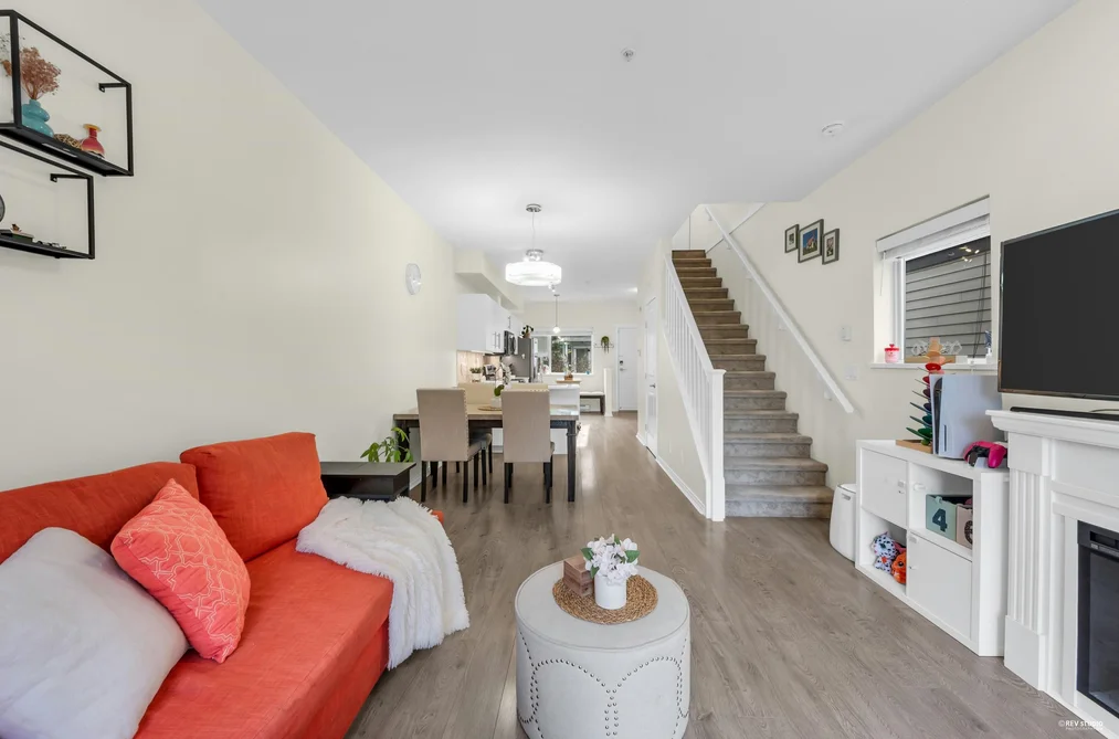 45 730 FARROW STREET, Coquitlam BC V3J 7Y7, Coquitlam BC — Residential for Sale - Photo 3
