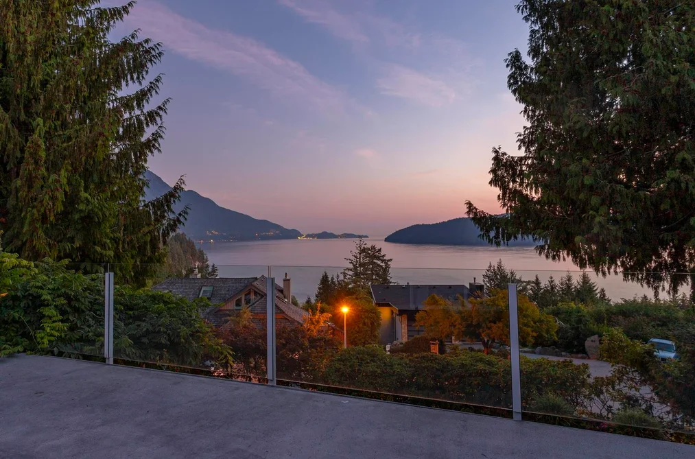 45 SWEETWATER PLACE, Lions Bay BC V0N 2E0, Lions Bay BC — Residential for Sale - Photo 3