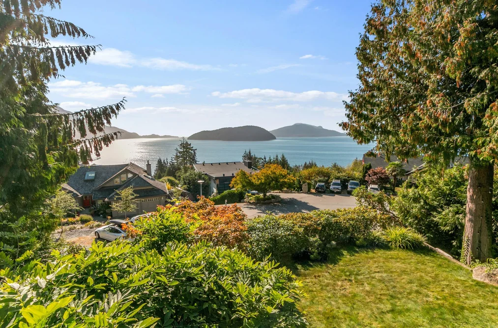 45 SWEETWATER PLACE, Lions Bay BC V0N 2E0, Lions Bay BC — Residential for Sale - Photo 4