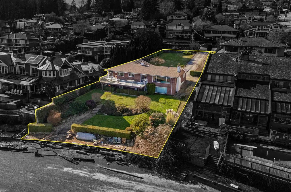 450 BEACHVIEW DRIVE, North Vancouver BC V7G 1P7, North Vancouver BC — Residential for Sale - Photo 4