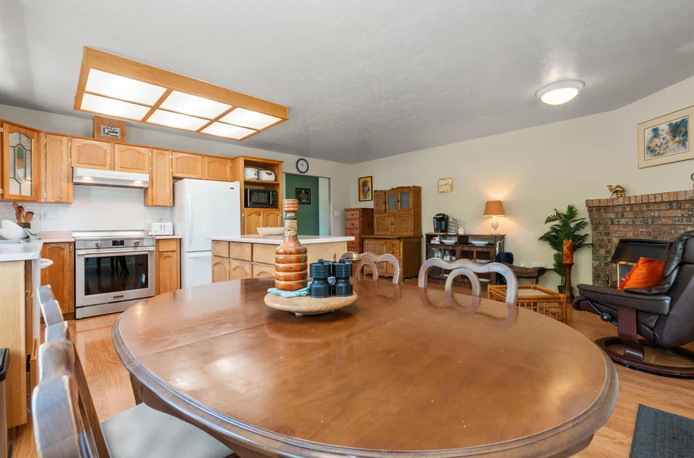 45017 STRATFORD PLACE, Chilliwack BC V2R 2Z2, Chilliwack BC — Residential for Sale — Photo 18 of 37