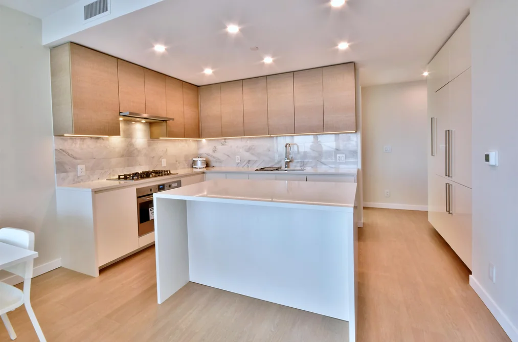 4504 2108 GILMORE AVENUE, Burnaby BC V5C 0N8, Burnaby BC — Residential for Sale - Photo 4