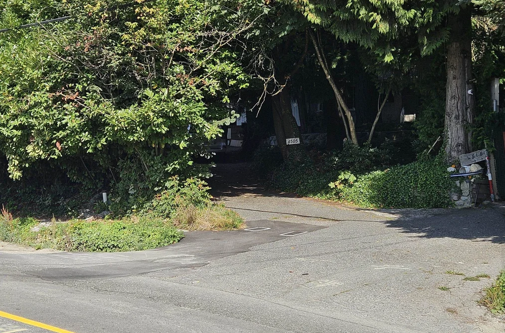 4505 MARINE DRIVE, Burnaby BC V5J 3G1, Burnaby BC — Residential for Sale - Photo 2