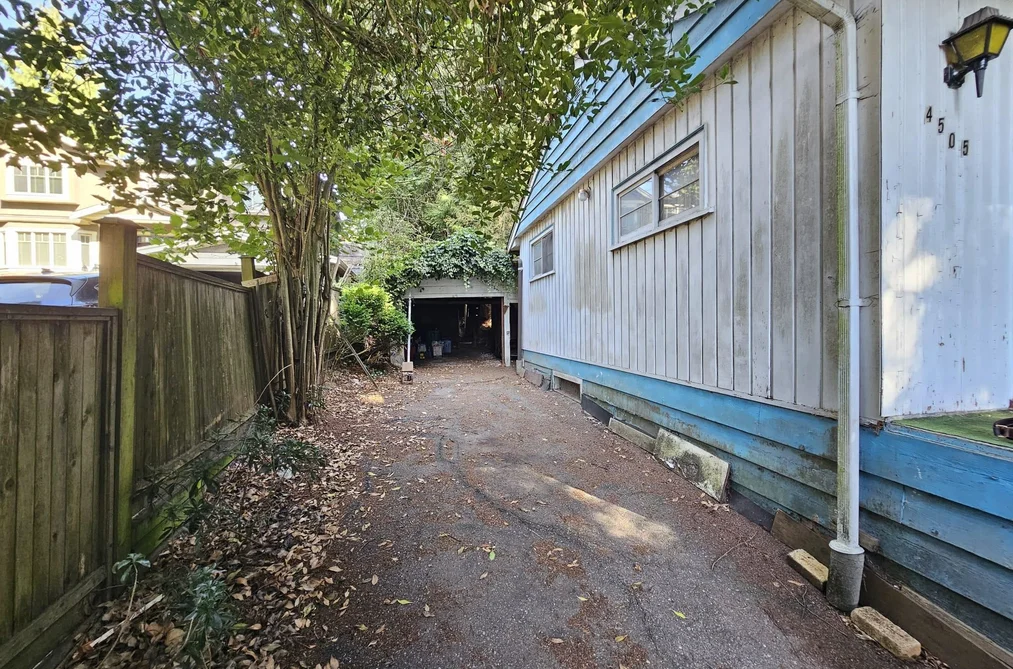 4505 MARINE DRIVE, Burnaby BC V5J 3G1, Burnaby BC — Residential for Sale - Photo 3