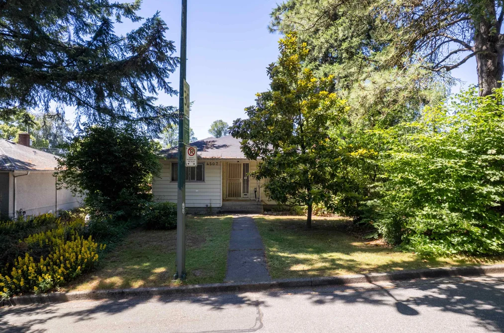 4507 TODD STREET, Vancouver, BC — Residential for Sale — Photo 8 of 32