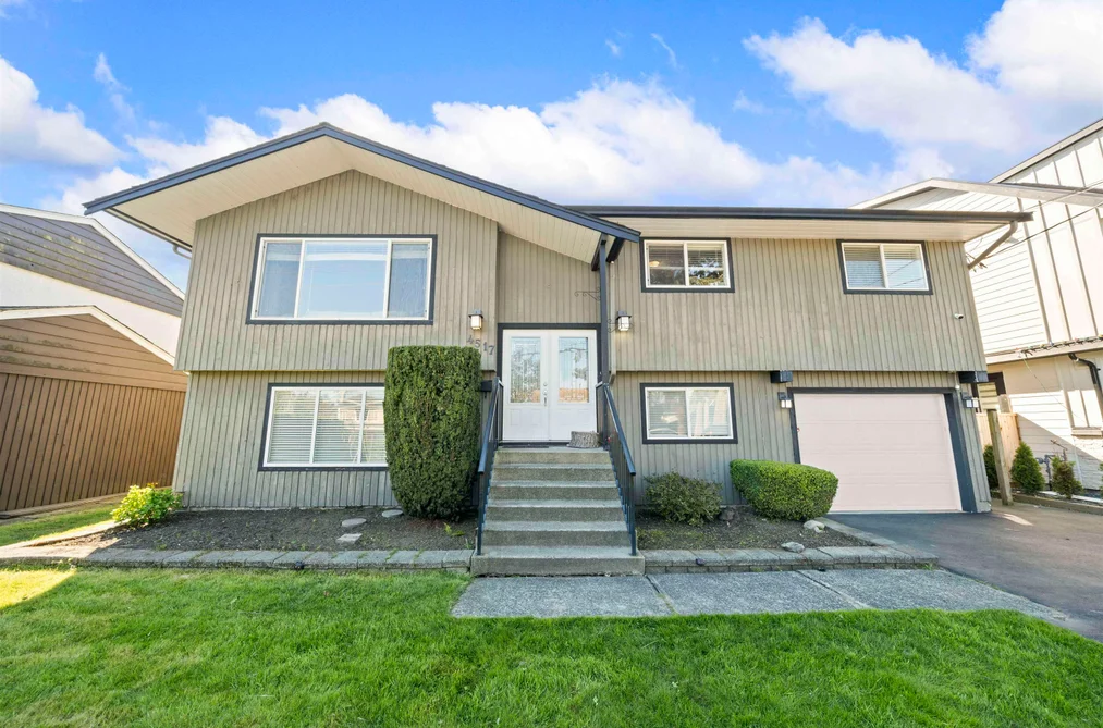 House for sale at 4517 46a Street Ladner British Columbia - MLS: R3117967