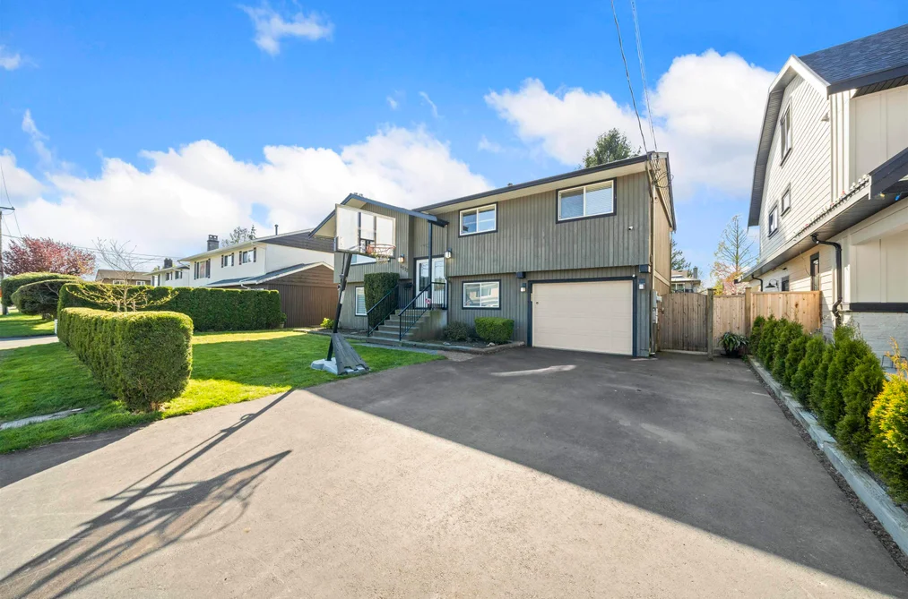 4517 46A STREET, Ladner BC V4K 2M5, Ladner BC — Residential for Sale - Photo 2