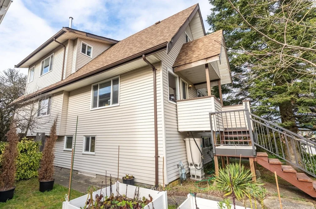4535 RUPERT STREET, Vancouver BC V5R 2J4, Vancouver BC — Residential for Sale - Photo 2