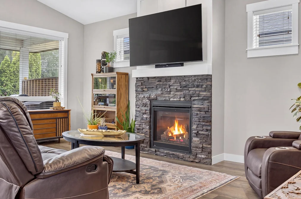 45386 SPADINA AVENUE, Chilliwack BC V2P 1V4, Chilliwack BC — Residential for Sale — Photo 3 of 34
