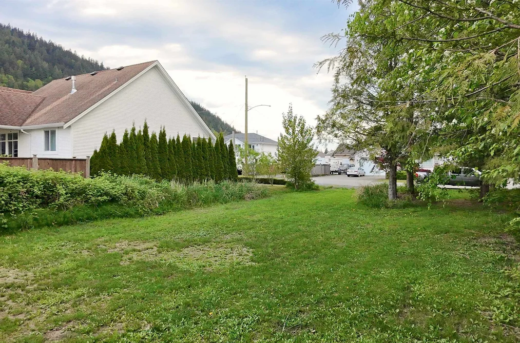 454 ALDER AVENUE, Harrison Hot Springs BC V0M 1K0, Harrison Hot Springs BC — Land for Sale - Photo 2