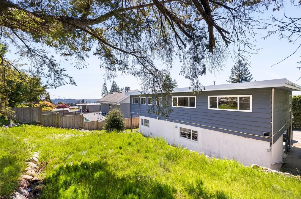 454 Monteray Avenue, North Vancouver, BC - MLS: R3162139 - Photo 32 454 Monteray Avenue, North Vancouver, BC - MLS: R3162139 - Photo 32