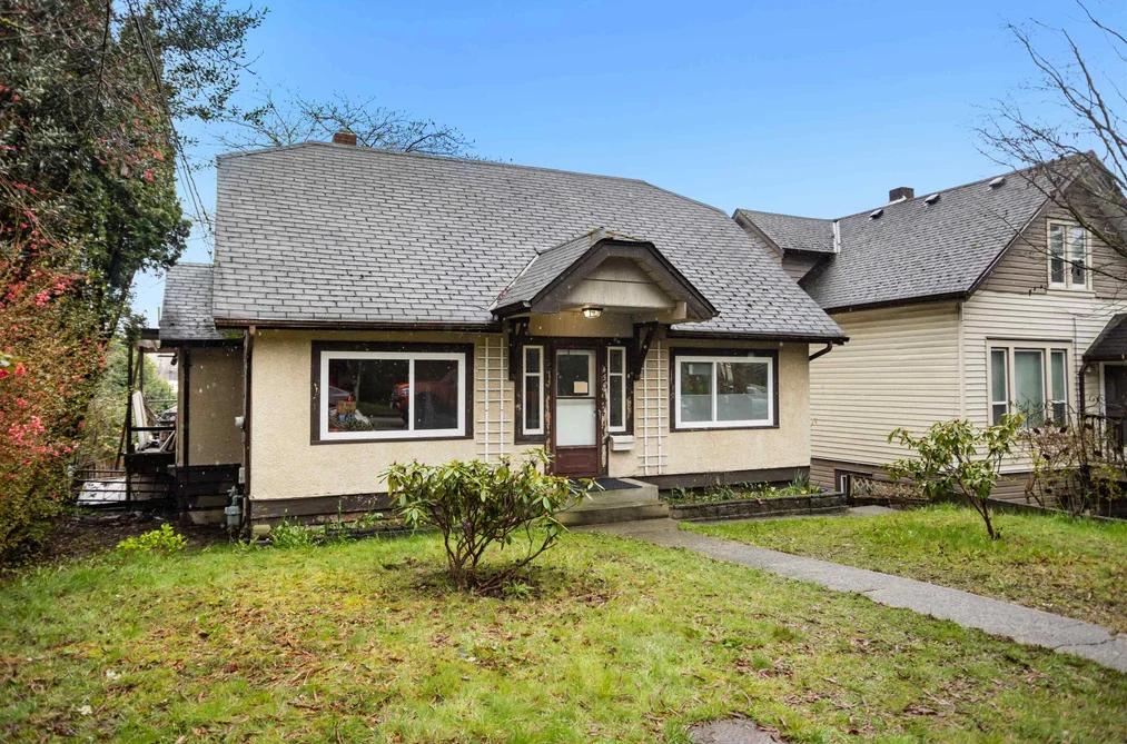 House for sale at 454 Rousseau Street New Westminster British Columbia - MLS: R3109448