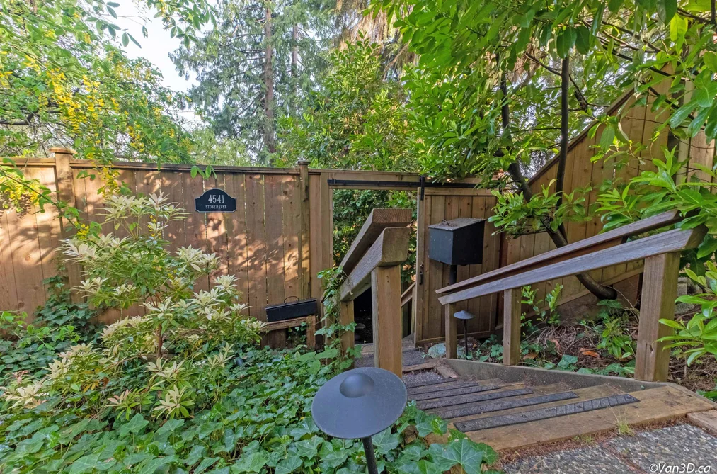 4541 STONEHAVEN AVENUE, North Vancouver BC V0V 0V0, North Vancouver BC — Residential for Sale - Photo 5