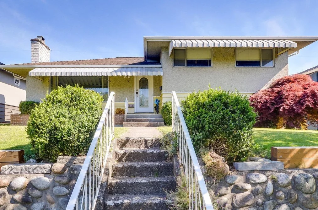 House for sale at 4545 William Street Burnaby British Columbia - MLS: R3129442