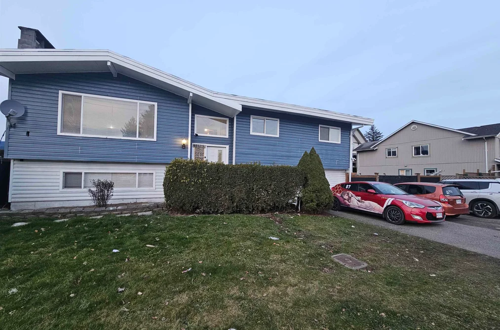 House for sale at 45475 Bernard Avenue Chilliwack British Columbia - MLS: R3150974