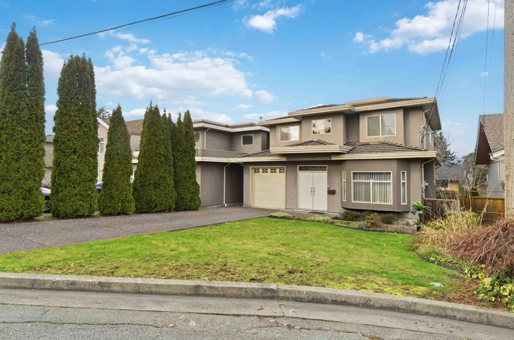 Half Duplex for sale at 4553 Ellerton Court Burnaby British Columbia - MLS: R3108451