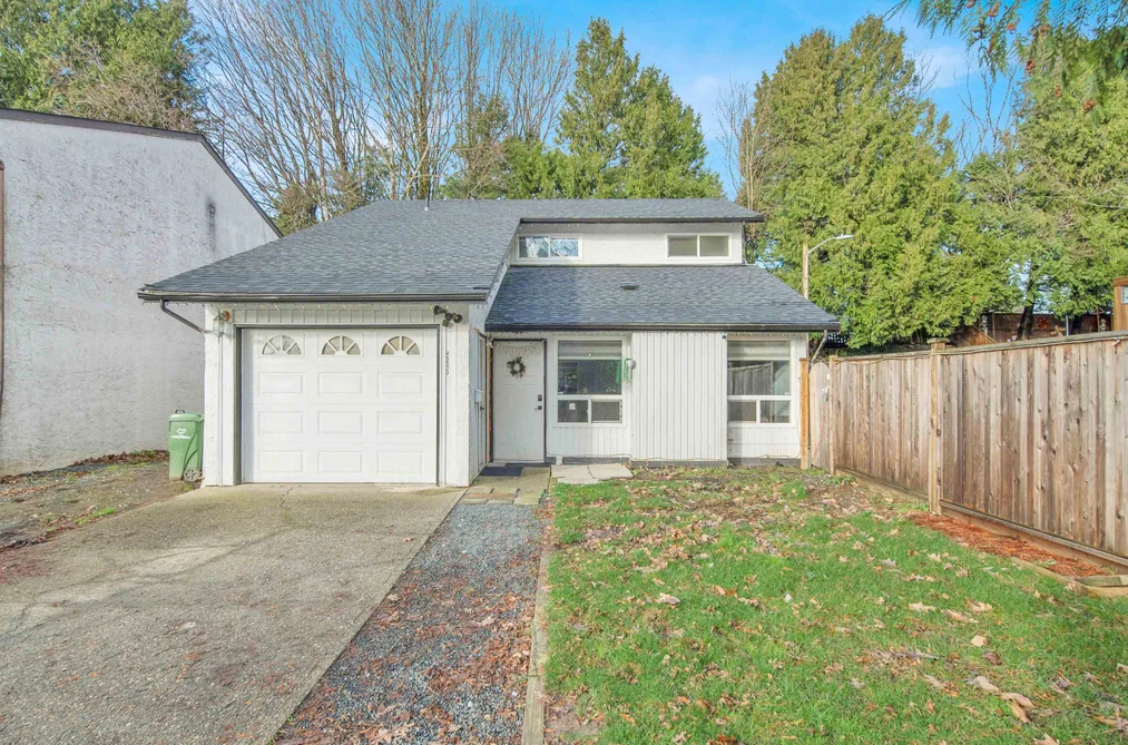 House for sale at 45533 Mcintosh Drive Chilliwack British Columbia - MLS: R3097446