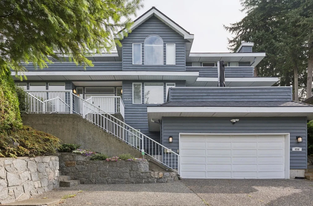 House for sale at 456 Montroyal Boulevard North Vancouver British Columbia - MLS: R3164078