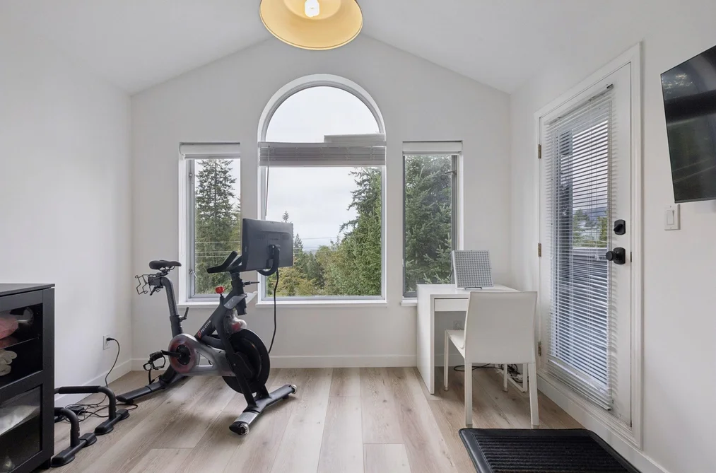456 Montroyal Boulevard, North Vancouver, BC - MLS: R3164078 - Photo 25 456 Montroyal Boulevard, North Vancouver, BC - MLS: R3164078 - Photo 25