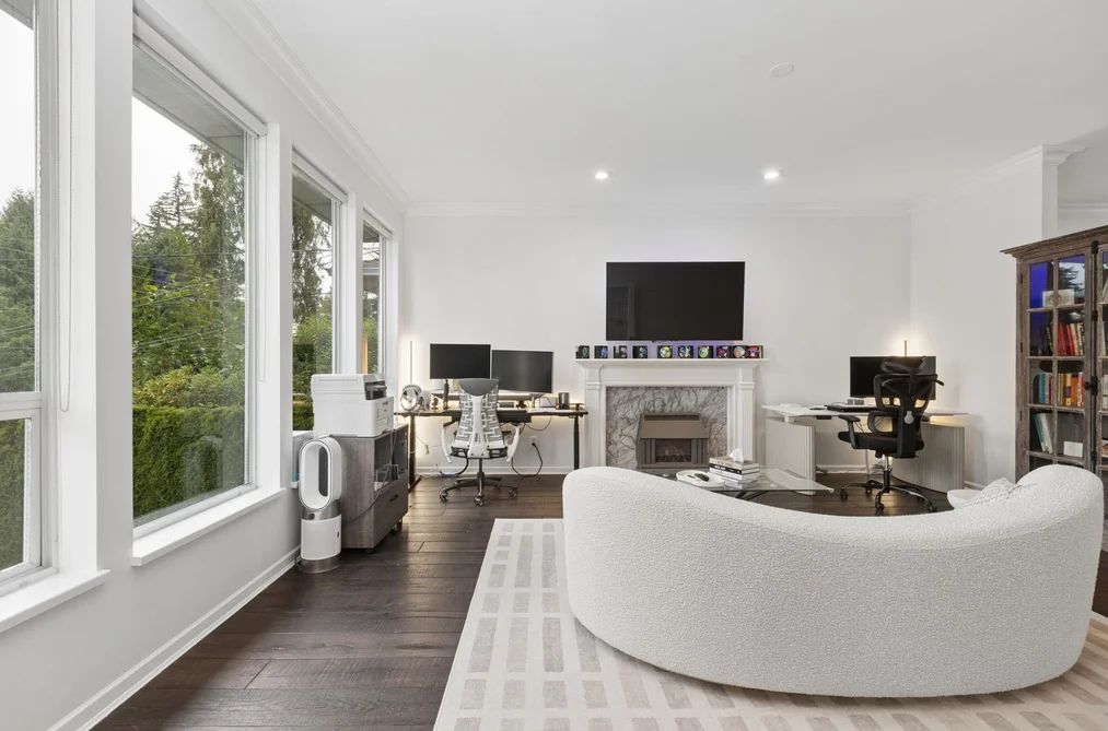 456 Montroyal Boulevard, North Vancouver, BC - MLS: R3164078 - Photo 6 456 Montroyal Boulevard, North Vancouver, BC - MLS: R3164078 - Photo 6