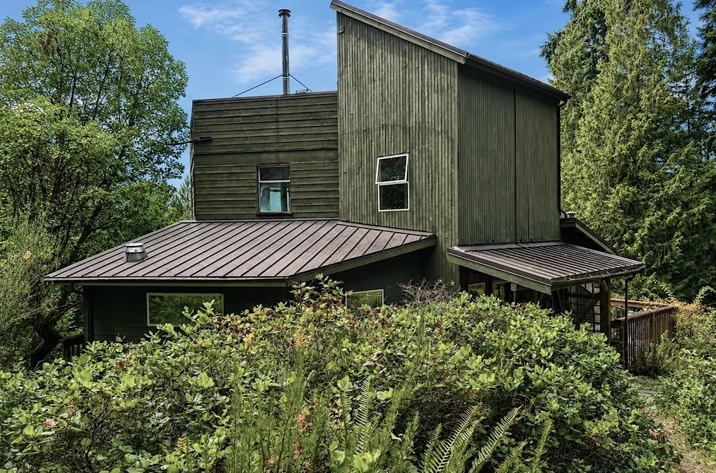 456 Steward Drive, Galiano Island, BC - MLS: R3164462 - Photo 3 456 Steward Drive, Galiano Island, BC - MLS: R3164462 - Photo 3