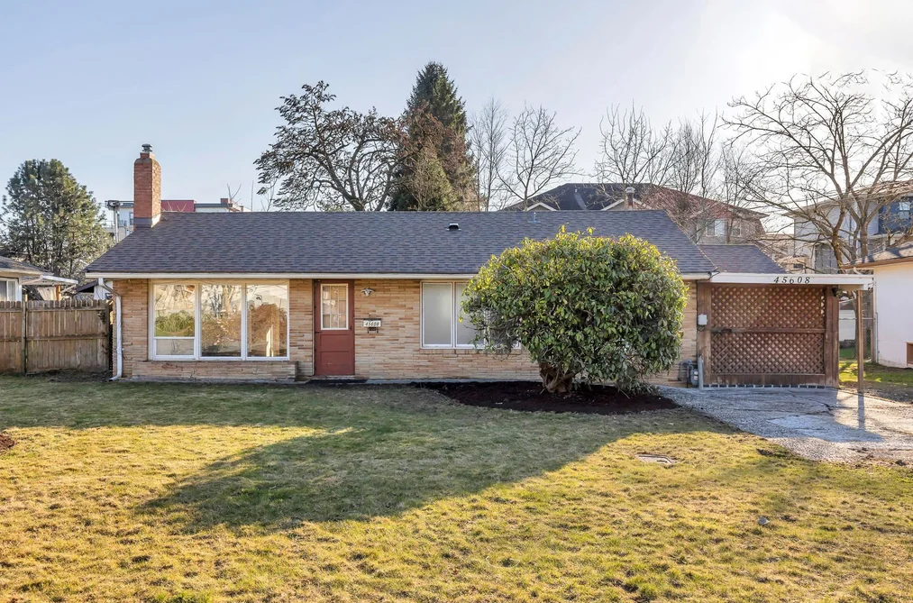 45608 PRINCESS AVENUE, Chilliwack BC V2P 2C1, Chilliwack BC — Residential for Sale - Photo 2