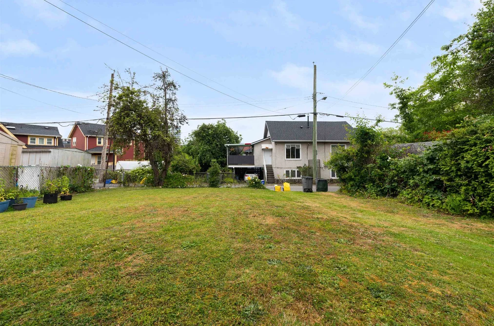 4561 NANAIMO STREET, Vancouver BC V5N 5J5, Vancouver BC — Residential for Sale — Photo 13 of 21