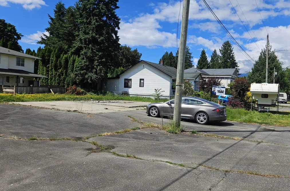 Property for sale at 45668 Victoria Avenue Chilliwack British Columbia - MLS: R3124566