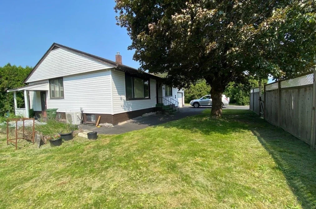 45685 HERRON AVENUE, Chilliwack BC V2P 3G8, Chilliwack BC — Residential for Sale - Photo 2