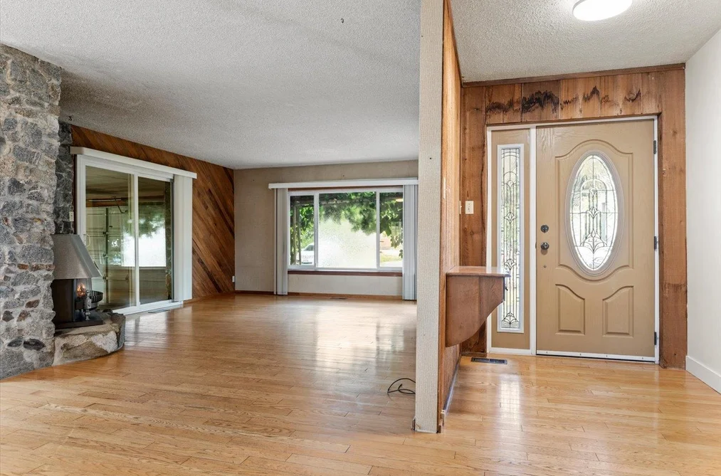 45695 Laura Crescent, Chilliwack, BC - MLS: R3163029 - Photo 6 45695 Laura Crescent, Chilliwack, BC - MLS: R3163029 - Photo 6