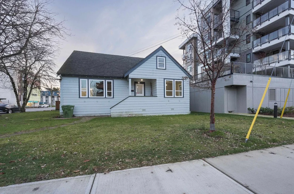45726 SPADINA AVENUE, Chilliwack BC V2P 1T7, Chilliwack BC — Residential for Sale - Photo 2