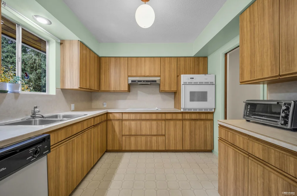4578 CAPILANO ROAD, North Vancouver BC V7R 4K3, North Vancouver BC — Residential for Sale - Photo 5
