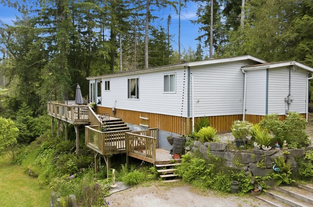 Manufactured On Land for sale at 4580 Rondeview Road Madeira Park British Columbia - MLS: R3134794