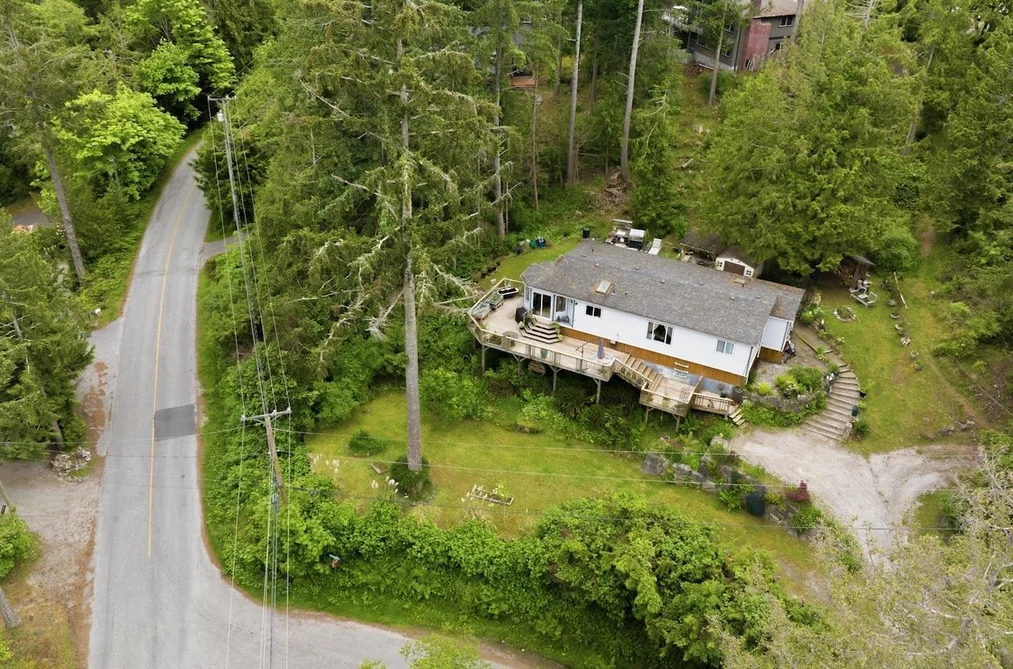 4580 RONDEVIEW ROAD, Madeira Park BC V0N 2H1, Madeira Park BC — Residential for Sale - Photo 2