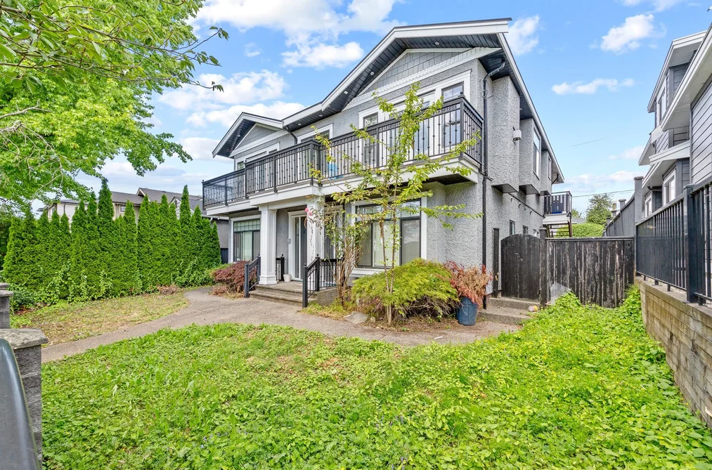 4581 PARKER STREET, Burnaby BC V5C 3E1, Burnaby BC — Residential for Sale — Photo 3 of 38