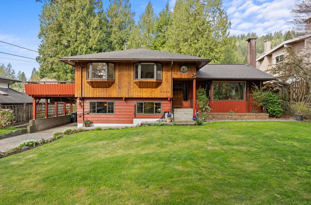 House for sale at 4589 Ramsay Road North Vancouver British Columbia - MLS: R3113695
