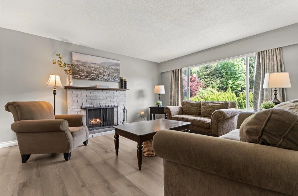 459 NAISMITH AVENUE, Harrison Hot Springs BC V0M 1K0, Harrison Hot Springs BC — Residential for Sale - Photo 4