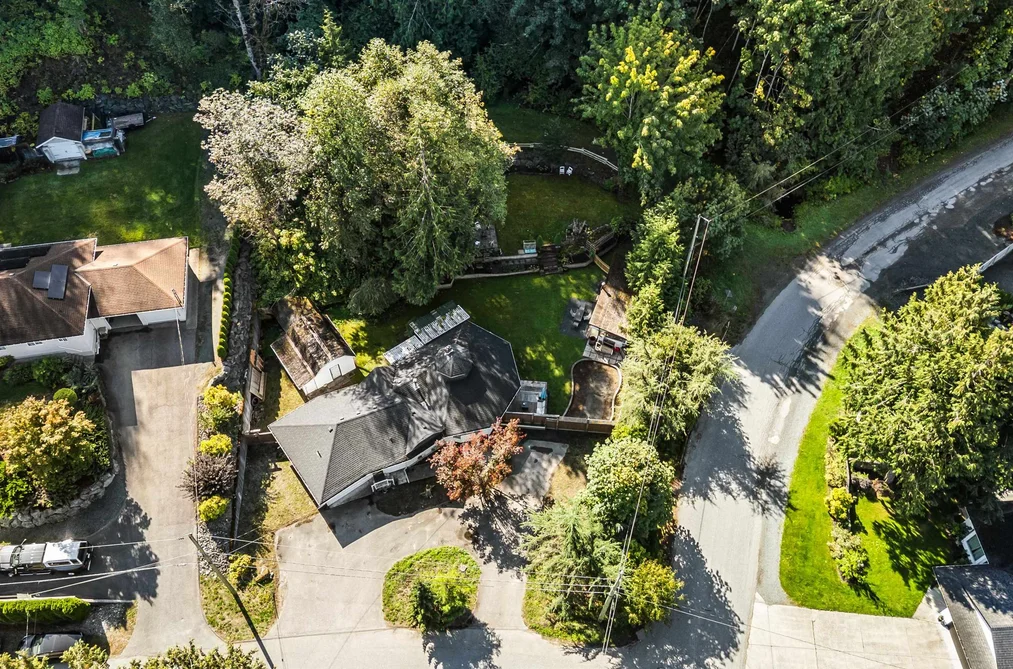 House for sale at 45942 Sleepy Hollow Road Cultus Lake British Columbia - MLS: R3121359