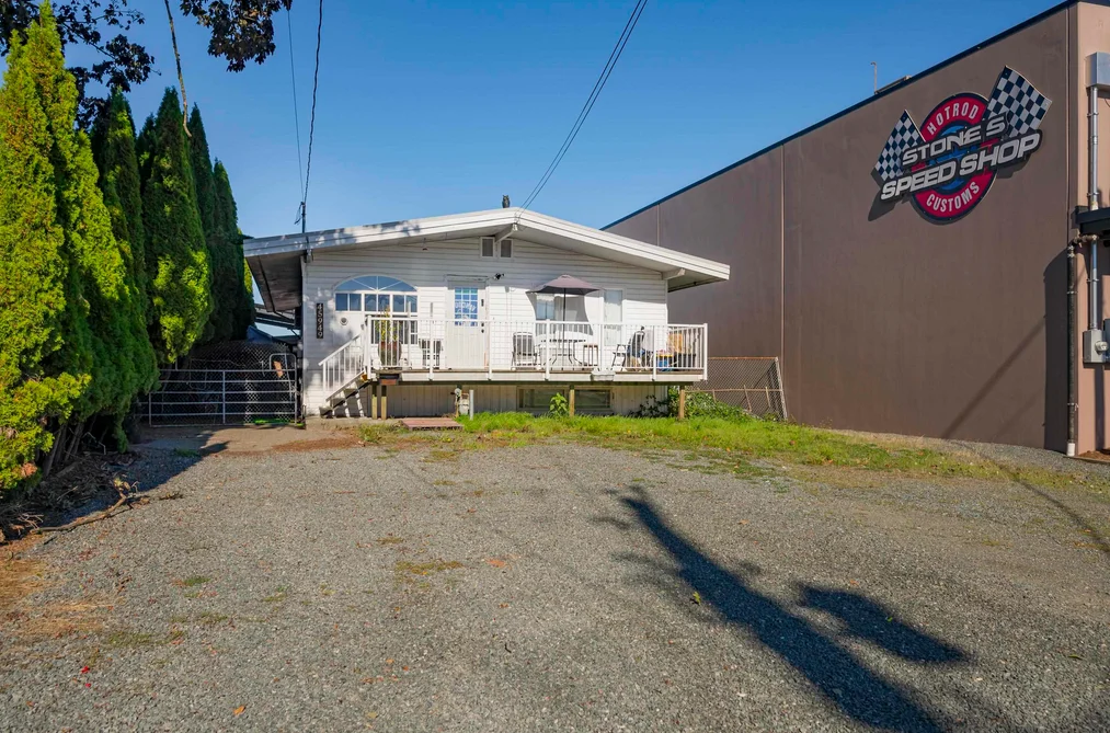 45949 ROWAT AVENUE, Chilliwack BC V2P 1J2, Chilliwack BC — Residential for Sale — Photo 3 of 18