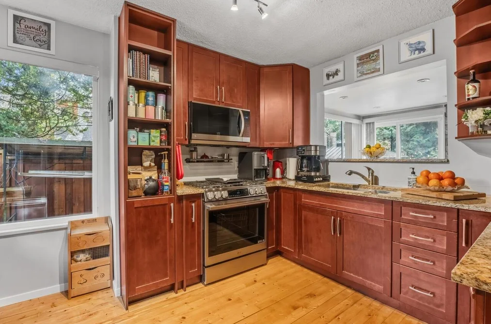 4597 ELMGROVE DRIVE, Burnaby BC V5G 3Y9, Burnaby BC — Residential for Sale - Photo 4