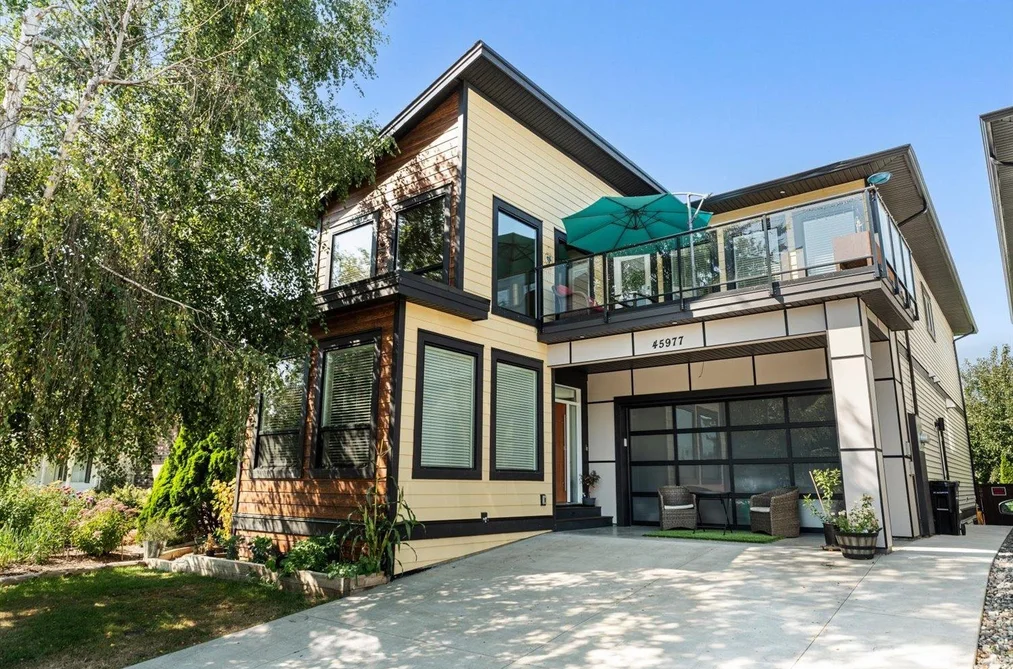 House for sale at 45977 Lake Drive Chilliwack British Columbia - MLS: R3157931