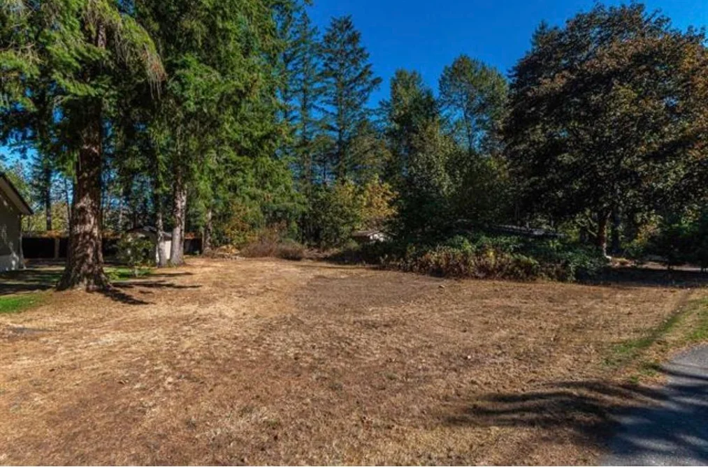 Property for sale at 45981 Linzey Road Cultus Lake British Columbia - MLS: R3101840